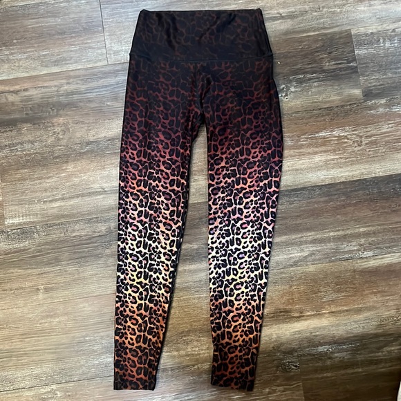 wear it to heart Pants - With leggings